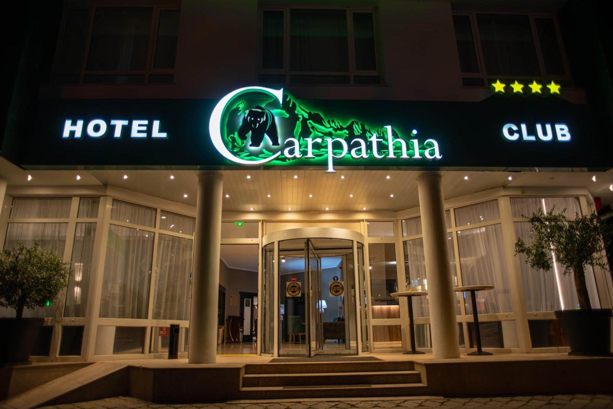Hotel Carpathia Sinaia Bagian luar foto